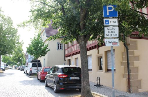 In Bernhausen einen Parkplatz zu finden, ist nicht leicht. Foto: Caroline Holowiecki
