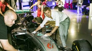 Nico Rosberg begleitet seinen Silberpfeil ins Museum