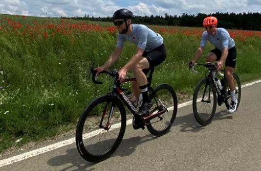 Timo Köhler (links) und Marten Wahl auf ihrer 565 Kilometer langen „Challenge BaWü“. Foto: privat