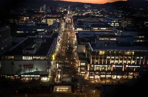 Seit vielen Jahren autofrei: die 1,2 Kilometer lange Königstraße in Stuttgart Foto: Lichtgut/Achim Zweygarth