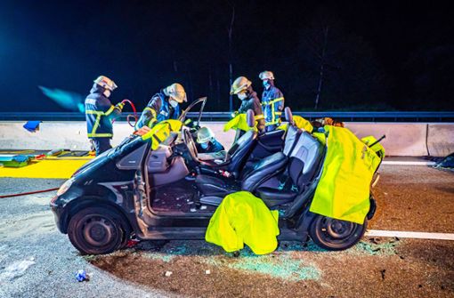 Auf der A8 ist es zu einem schweren Unfall gekommen. Foto: 7aktuell.de/ Alexander Hald