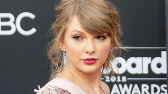 Taylor Swift bricht erneut Chart-Rekord und überflügelt Elvis Presley