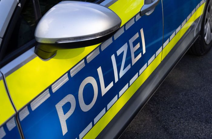 Unfall in Leonberg: 19-Jährige Fußgänger angefahren