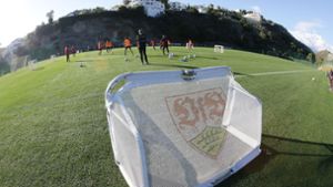Der optimaler Trainingsplatz für den VfB Stuttgart am Fuße der Sierra Blanca. Foto: Pressefoto Baumann/Hansjürgen Britsch