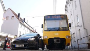 Stadtbahnunfall sorgt für Verletzten und Verkehrsbehinderungen