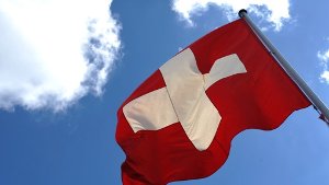 Kein Fähnchen im Wind: Die Schweizer haben trotz der Warnung aus der EU für eine Begrenzung der Zuwanderung gestimmt Foto: dpa