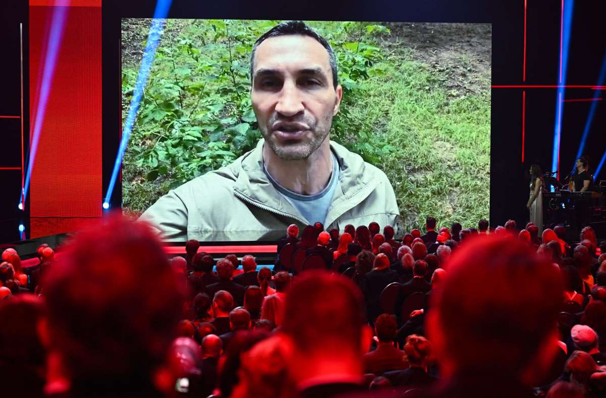 Wladimir Klitschko wendete sich mit einer Videobotschaft ans Publikum.