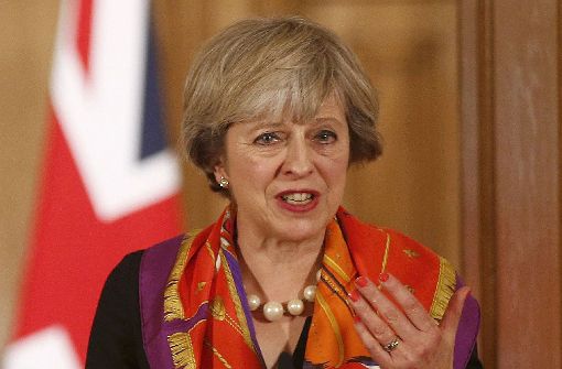 Die Beinkleider von der britischen Regierungschefin Theresa May lösten in den vergangenen Tagen eine heftige Diskussion aus. Foto: AFP