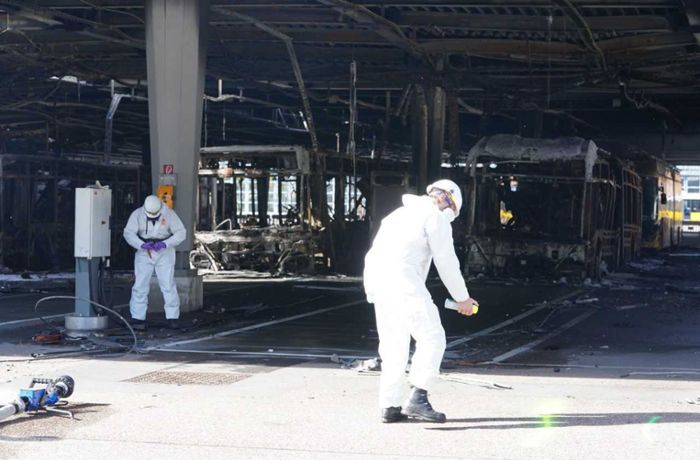 Newsblog zum Brand im SSB-Depot in Stuttgart: Ermittlungen der Kriminalpolizei verzögern sich