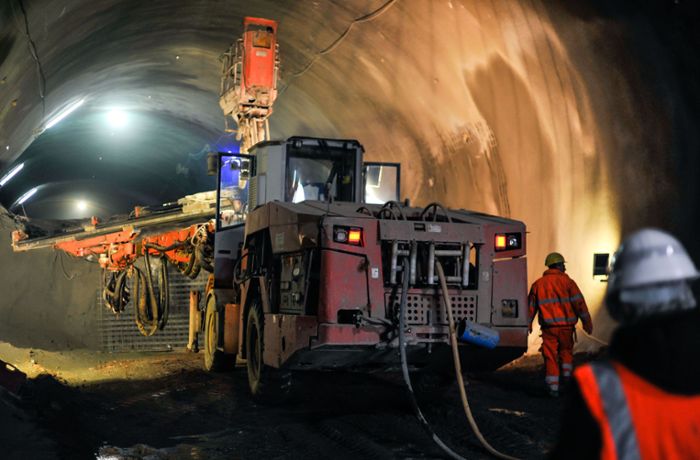 Entschädigung für Tunnel strittig: S 21: Bahn zieht gegen Regierungspräsidium  vor Gericht