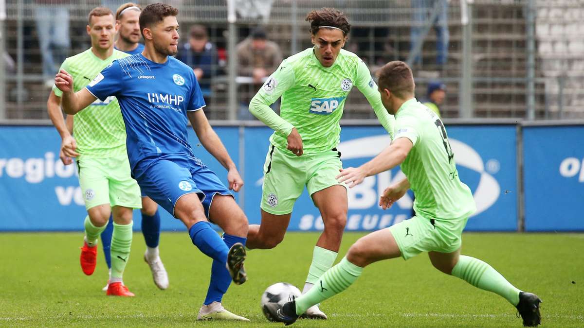 Stuttgarter Kickers gegen FC-Astoria Walldorf 22 nach zweifacher Führung 