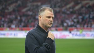 VfB-Sportchef Fabian Wohlgemuth war voll des Lobes. Foto: Pressefoto Baumann/Hansjürgen Britsch