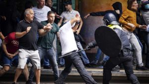 400 Festnahmen bei Ausschreitungen in Den Haag