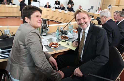 Die ehemalige Verkehrsministerin Tanja Gönner (links) und der damalige Vorstand Infrastruktur der Deutschen Bahn, Volker Kefer, sitzen am 4. November 2010 in der dritten Runde der Schlichtungsgespräche zu Stuttgart 21. Foto: dpa