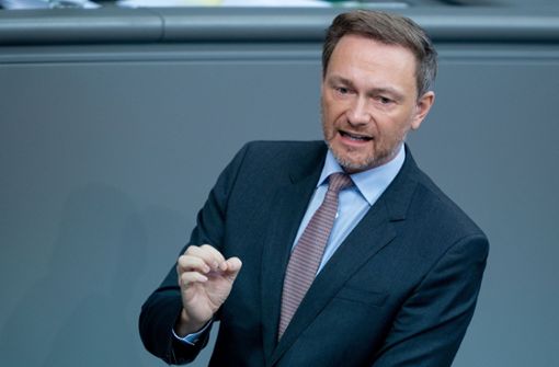 Christian Lindner (FDP) sprang dem frischgebackenen CDU-Chef Armin Laschet zur Seite. (Archivbild) Foto: dpa/Kay Nietfeld