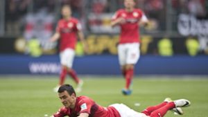 Filip Kostic (hier noch im Trikot des VfB Stuttgart) verliert soft wie kein anderer Bundesliga-Spieler. Beim Hamburger SV macht er damit in dieser Saison weiter. Foto: Pressefoto Baumann