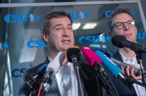 Von seinem Generalsekretär Markus Blume (rechts) will CSU-Chef Markus Söder trotz parteiinterner Kritik nicht lassen Foto: dpa/Peter Kneffel