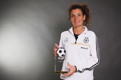Anja Zivkovic wurde für ihre Verdienste für den Mädchen- und Frauenfußball ausgezeichnet. Foto: Deutscher Fußball Botschafter