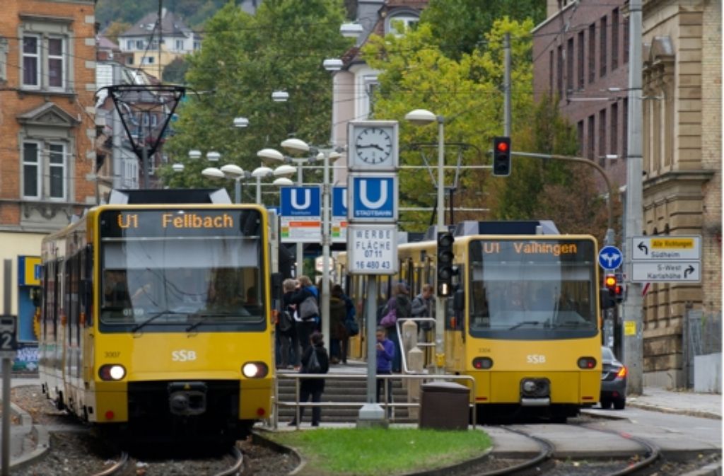 Gegenüber dem Vorjahr werden um 1,9 Prozent mehr Fahrgäste in den Stadtbahnen und Bussen unterwegs sein. Foto: dpa