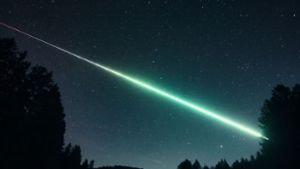 Lichtspektakel am Donnerstagmorgen: Feuerball stürzt auf die Erde