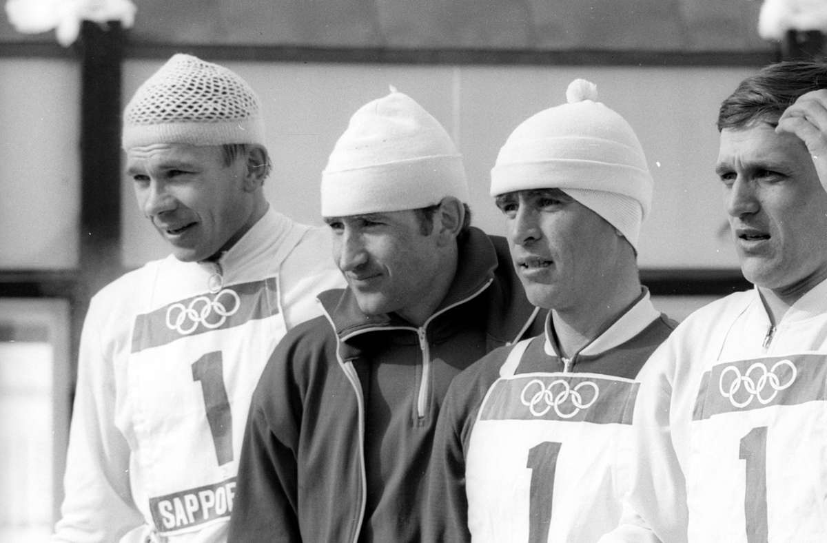 Zwischen 1967 und 1979 eroberte Viktor Tichonow (ganz li.) für die Sowjetunion elf WM-Titel, zudem wurde er viermal Zweiter und zweimal Dritter. Als Sportfunktionär im Biathlon war der Russe (heute 74 Jahre alte) ob seines beherrschenden Führungsstils heftig umstritten. Bis 2010 war er Vizepräsident des Biathlon-Weltverbandes IBU.