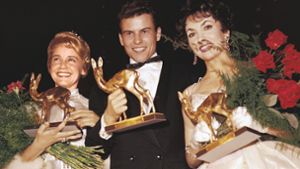 Die begehrten Rehkitze strahlen im Jahr 1958 fast so goldig wie die Preisträger Maria Schell, Horst Buchholz und Gina Lollobrigida (von links) . Foto: Hubert Burda Media