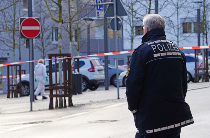 Bluttat in Albstadt: 23-Jähriger stirbt nach Schüssen auf offener Straße