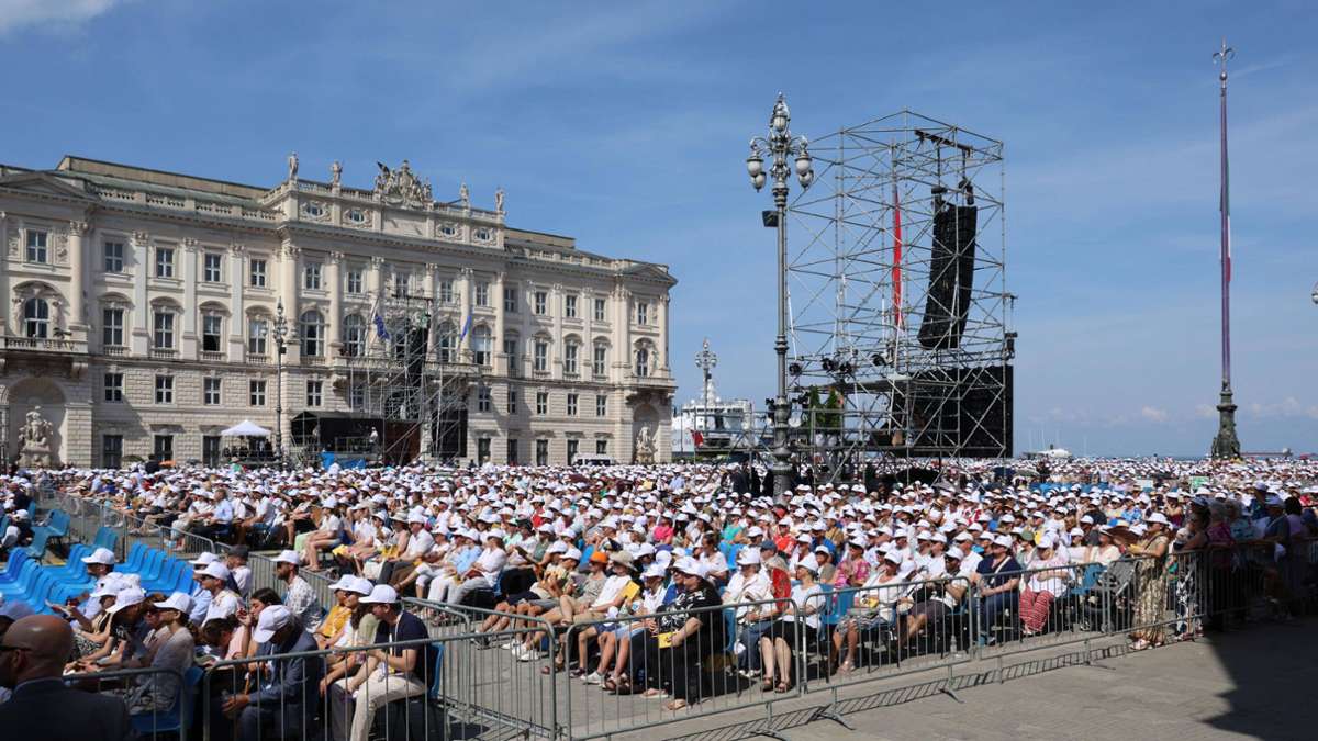 Festnahme durch Interpol - Wegen möglichem Anschlagsplan auf Papst ...