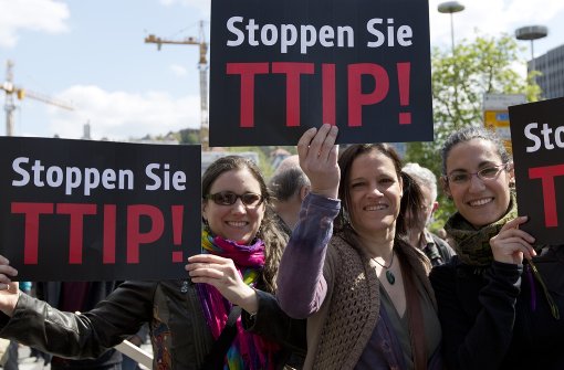 Die Bundesregierung schließt aus, dass die deutsche Ökostrom-Förderung durch das geplante EU-Freihandelsabkommen mit den USA (TTIP) in Frage gestellt werden könnte. Foto: dpa