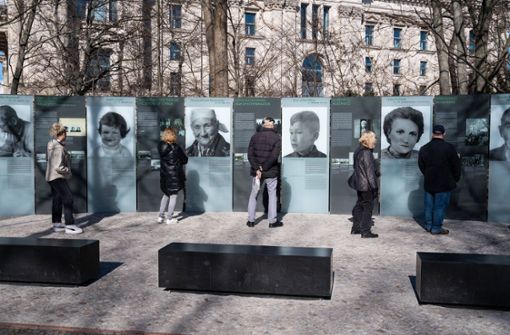 In Berlin erinnert ein Denkmal an die im Nationalsozialismus ermordeten Sinti und Roma (Archivbild). Foto: Imago/Olaf Schuelke