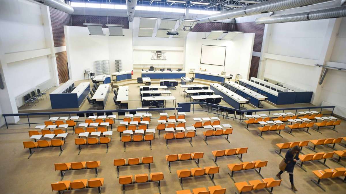 Gefängnis in Stammheim: Letzter Blick in den RAF-Gerichtssaal vor dem Abriss