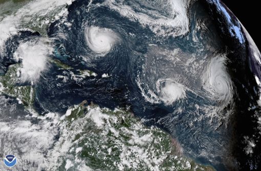 Der Sturm namens „Florence“ bewegte sich am späten Dienstagabend (Ortszeit) mit Spitzengeschwindigkeiten von bis zu 220 Kilometern pro Stunde in Richtung der Küstenstaaten North und South Carolina. Foto: dpa