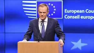 EU-Ratspräsident Donald Tusk hat mit seinem Vorschlag, die Verteilung von Flüchtlingen auf alle EU-Mitgliedstaaten zu beenden, empörte Reaktionen geerntet. Foto: AP