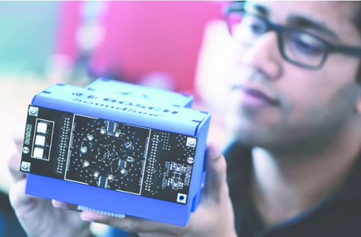 Fehlersuche mit KI befürworten viele Menschen.  Ein Beispiel dafür ist die Sound-See-Technologie von Bosch, die mittels Geräuschanalyse ermittelt, ob Maschinenkomponenten repariert oder ersetzt werden müssen. Foto: Bosch