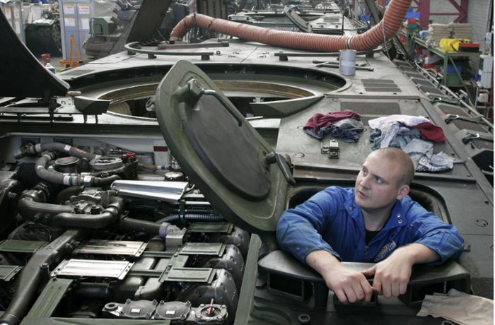 Rüstungsindustrie: Kriegswirtschaft? Forscher widersprechen