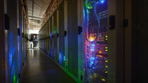 Bei Telemaxx steht Server über Server, es blinkt gewaltig im Rechenzentrum, und die Geräte strahlen große Hitze ab. Foto: Gottfried Stoppel