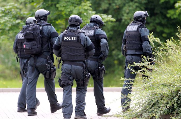 Mehrere Einätze in Stuttgart: SEK nimmt mutmaßlichen Drogendealer fest