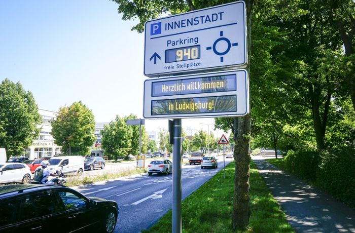 Verkehr in Ludwigsburg: Anwohner sollen nachts Parkhäuser nutzen