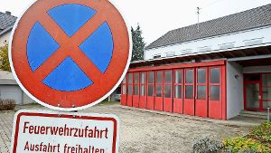 Die Feuerwehr ist mit dem Gerätehaus in Rielingshausen nicht mehr glücklich. Die Stadt will sich nun ein Grundstück für einen Neubau sichern. Foto: Werner Kuhnle
