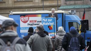 Polizei trennt Proteste von AfD und „Stuttgart gegen Rechts“ konsequent