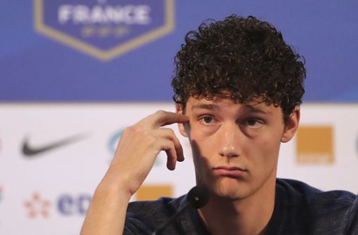 VfB-Spieler Benjamin Pavard muss beim heutigen Spiel der Franzosen zusehen. Foto: AP