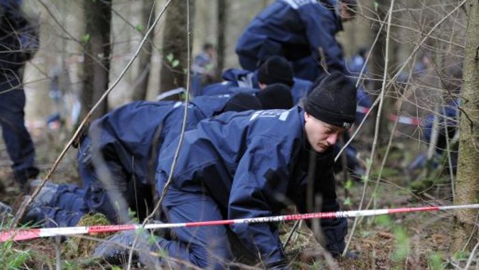 Polizei durchsucht Waldstück bei Heidenheim erneut