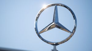 Produktfälschungen nehmen zu: Nicht überall, wo Mercedes draufsteht, ist auch Mercedes drin. Foto: dpa/Fabian Sommer