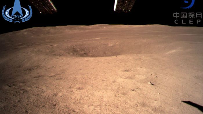 Erste Landung auf der Mond-Rückseite geglückt