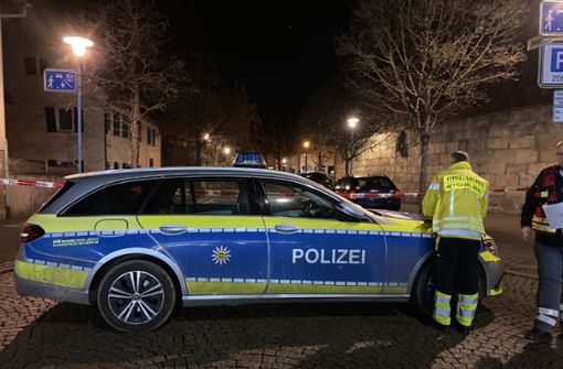 Die Polizei sperrte den Bereich zweieinhalb Stunden ab. Foto: SDMG/SDMG / Schulz