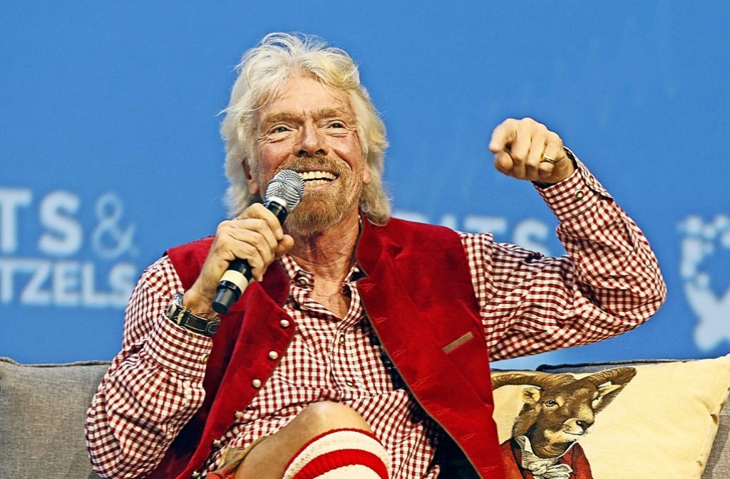 Selbst Virgin-Gründer Richard Branson folgt  bei der Bits & Pretzels der Empfehlung der Veranstalter, in Tracht zu erscheinen. Foto: Getty