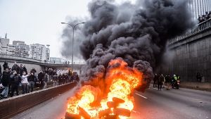 Blockade und Feuer gegen „Uber“