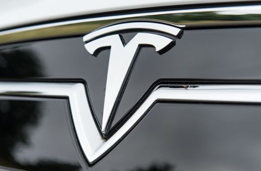 Der Fahrer des Tesla soll sich voll auf das Fahrassistenzprogramm verlassen haben. Foto: dpa/Patrick Seeger
