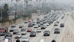 Verkehr in Los Angeles – Kalifornien leidet unter dreckiger Luft. Foto: AFP/Kevork Djansezian