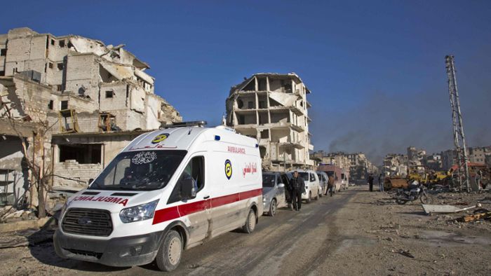Erste Verletzte und Zivilisten verlassen Ost-Aleppo